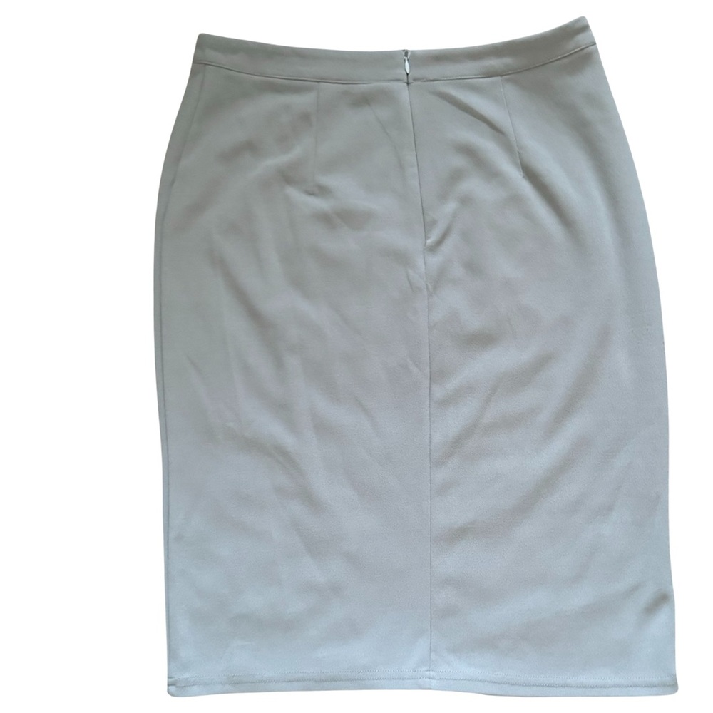 Lt. Gray Pencil Skirt Sz. Med - Picture 4 of 5